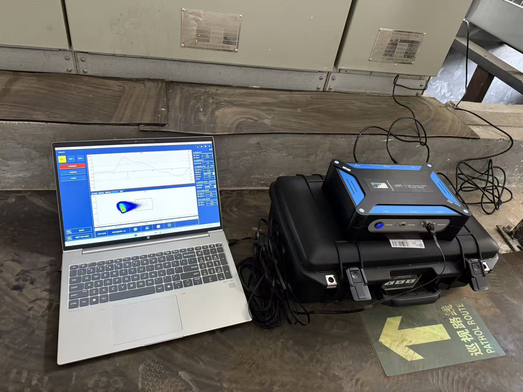 高頻電纜局放測試儀在電網測試現場 高頻電纜局放測試儀在電網測試現場