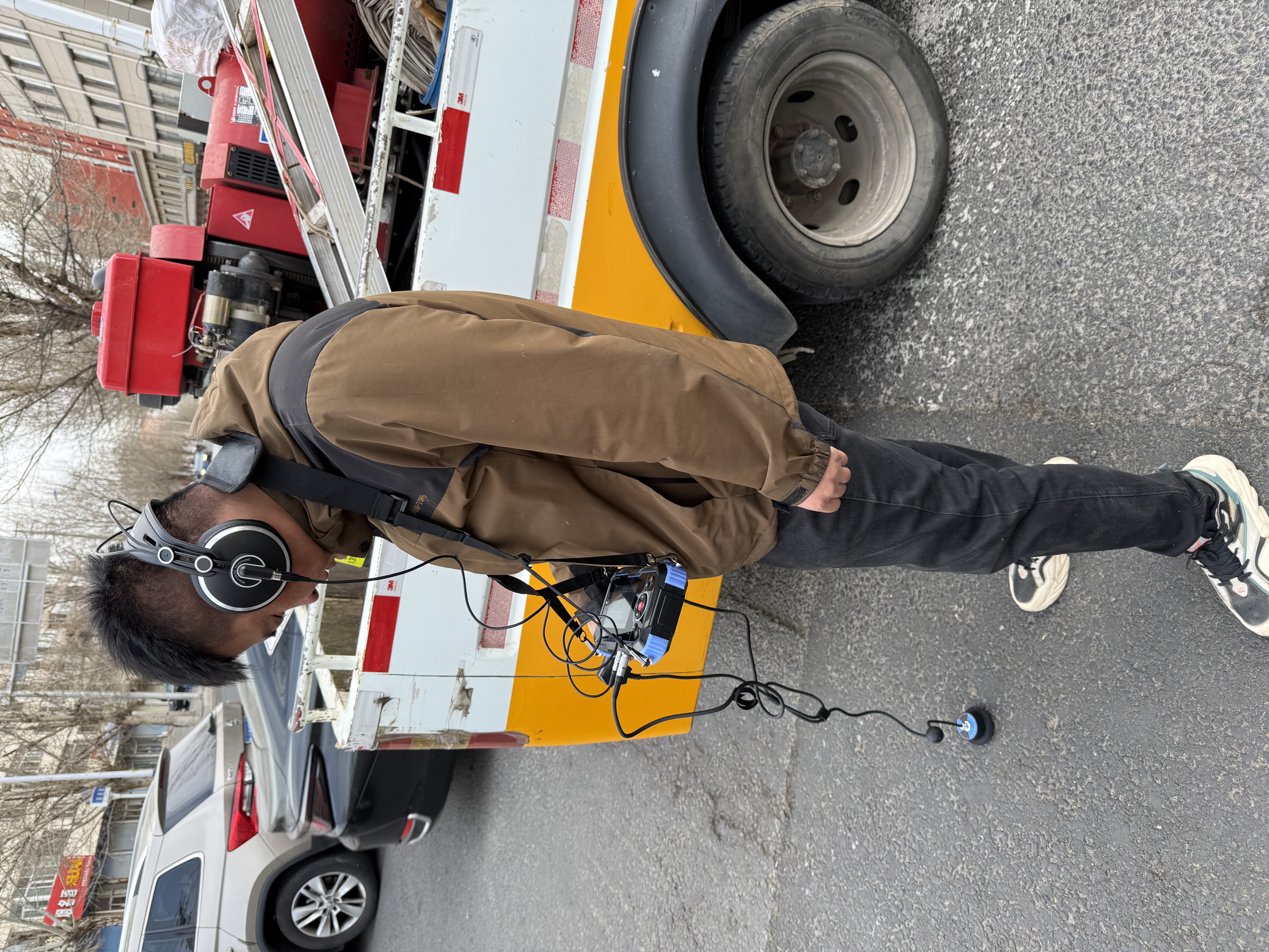 聽漏儀市政測試現(xiàn)場 聽漏儀市政測試現(xiàn)場